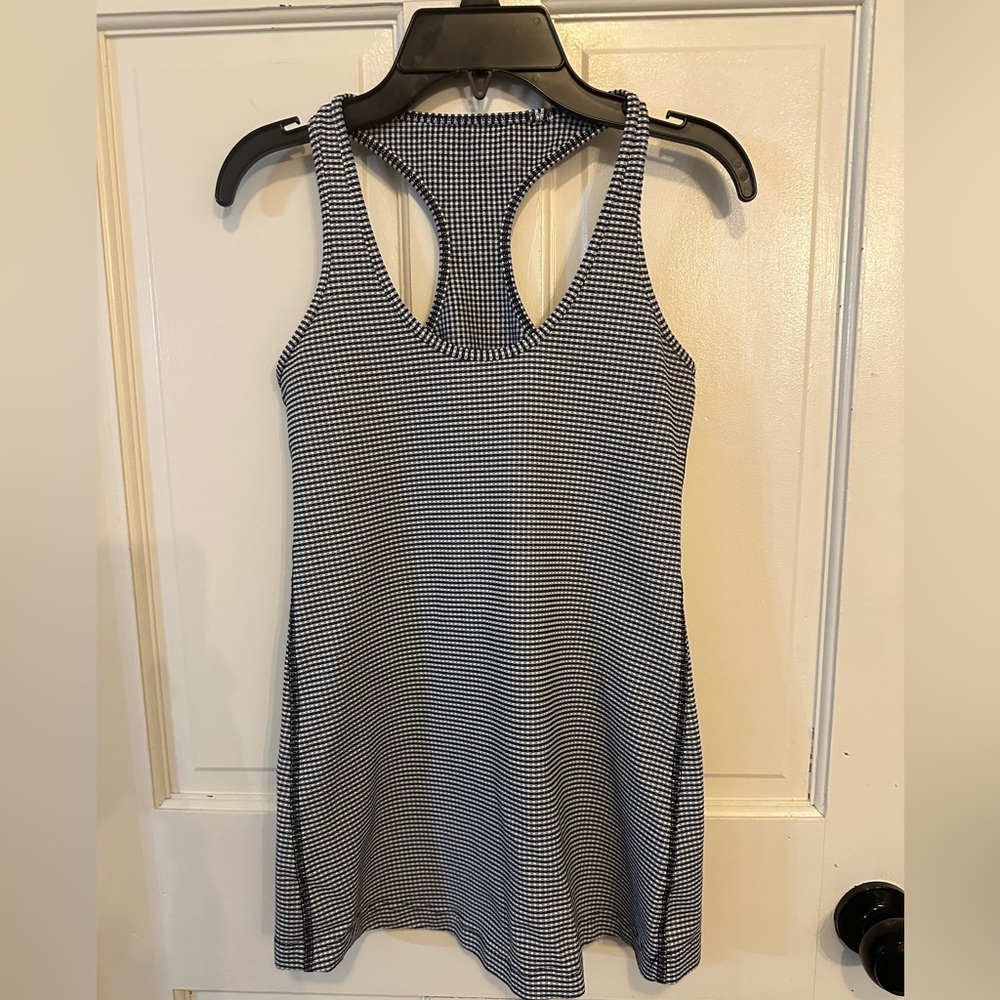 Lululemon CBR Racerback Inkwell Blue & White Tank Top‎ Size 4